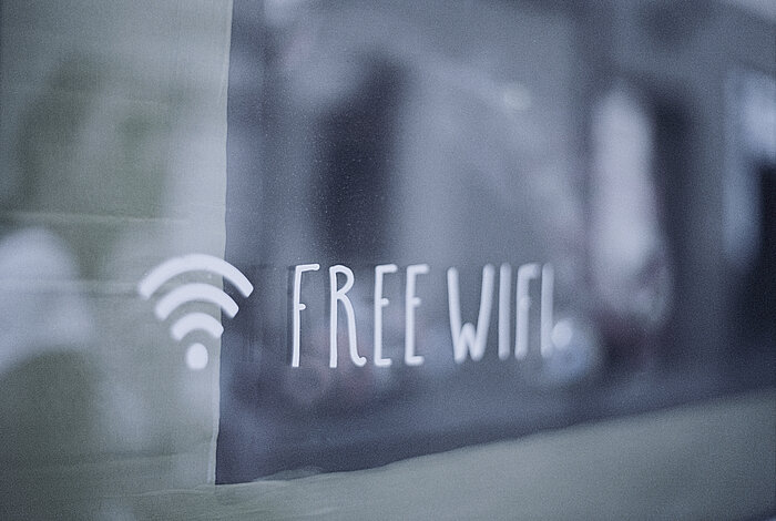 WLAN auf dem Messegelände - Markus Spiske unplash WLAN auf dem Messegelände - Markus Spiske unplash